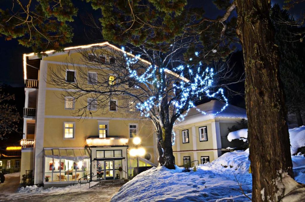 Kur&Ferien Hotel Helenenburg Bad Gastein Exterior photo